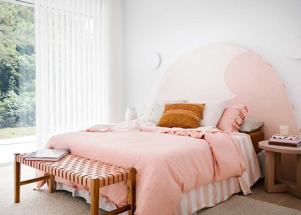 The Link Up: The $10 Toy Emily’s Kids Played With For Hours, Jess’ Favorite Moisturizer & A Stew Recipe That Went Viral