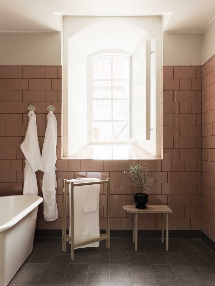 Steal This Look: A Swedish Bathroom with Retro Pink Tiles