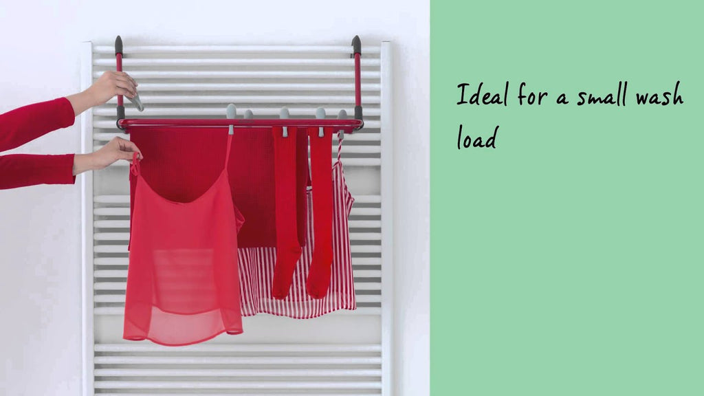 This hanging drying rack is handy, compact, ideal for drying laundry in the bathroom or, for example, on the balcony and is of very high quality: that's why it ...