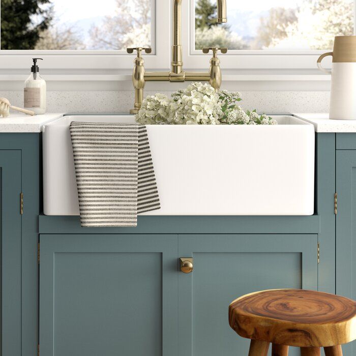 Attractive and Durable Farmhouse Kitchen Sink – 15 Best Choice On The Market