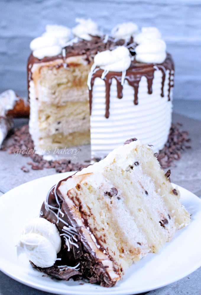 Cannoli Cake