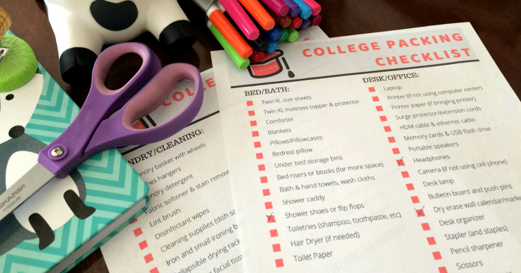 The Ultimate Dorm Room Checklist for College Students (+ Free Printable!)